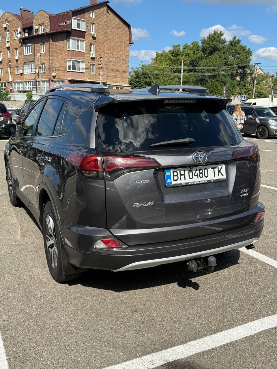 Toyota RAV4 — фото 4