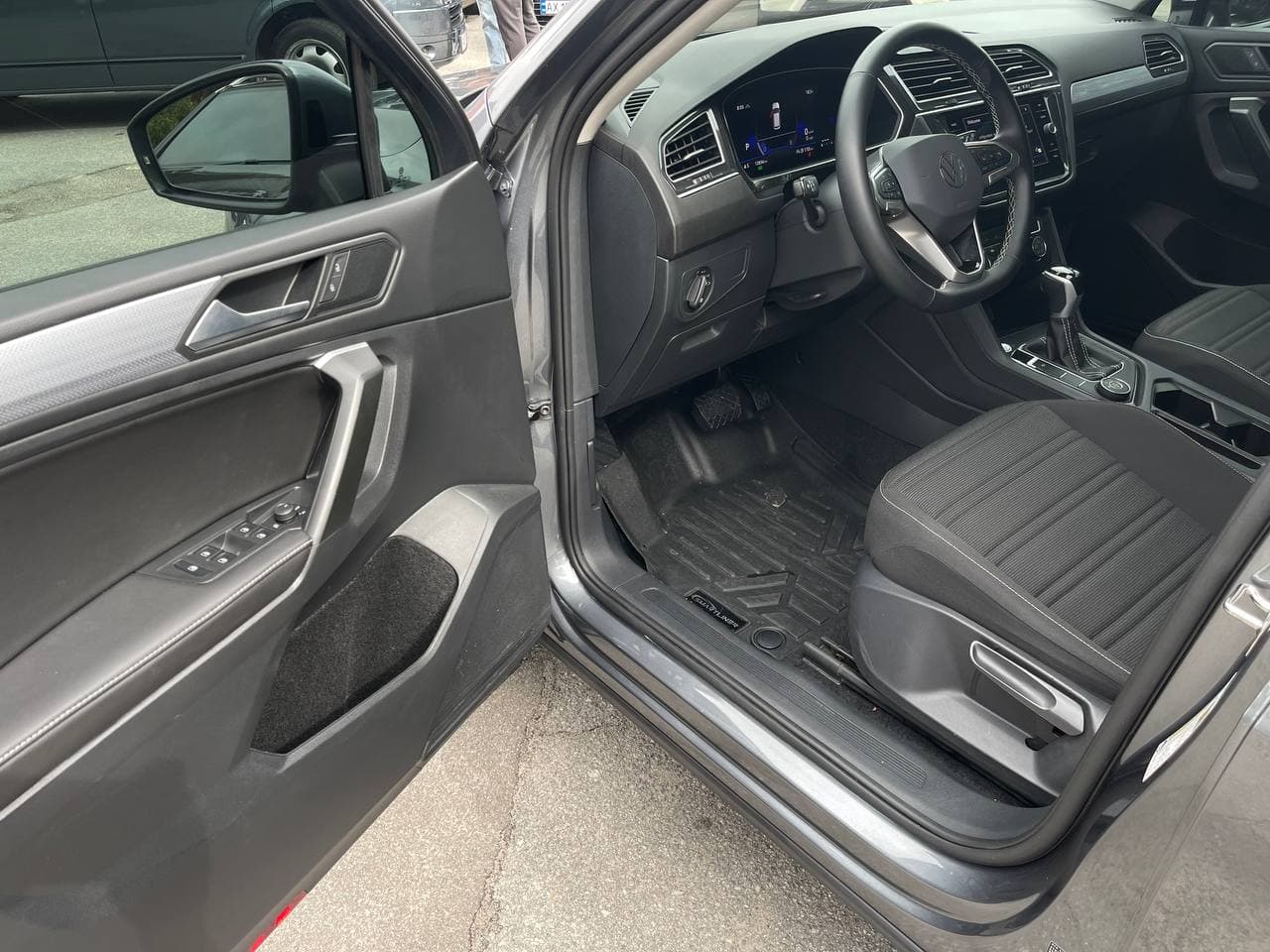 Volkswagen Tiguan — фото 3