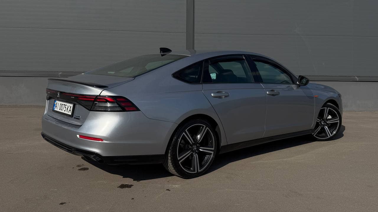 Honda Accord — фото 5