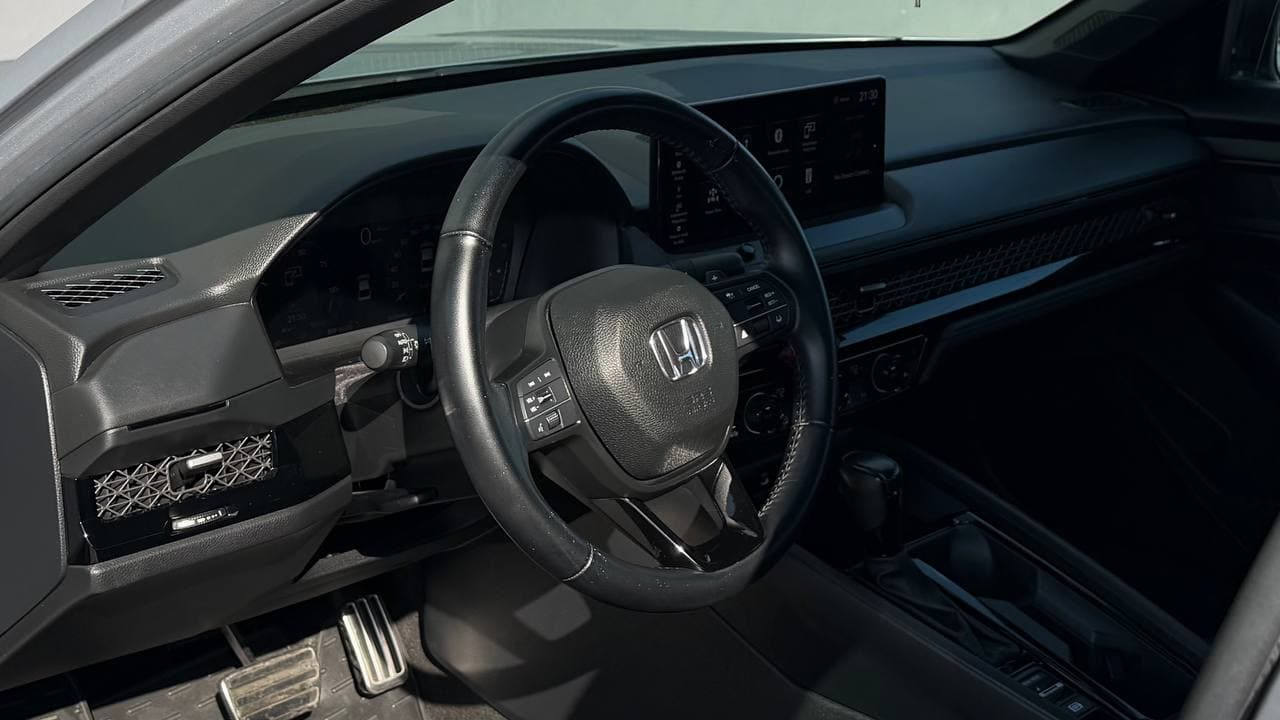 Honda Accord — фото 7